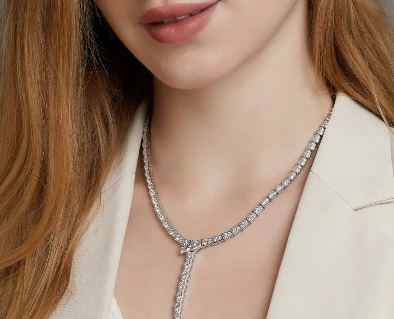 Venus necklace